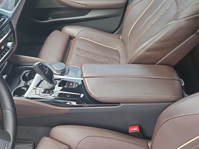 Used 2023 BMW 530i w/ M Sport Package RWD image 21