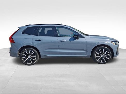 Used 2023 Volvo XC60 B5 Plus AWD/4WD image 7