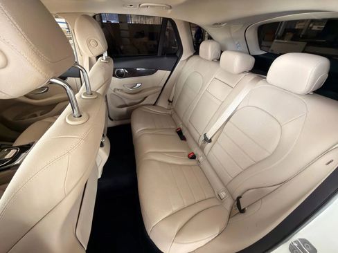 Used 2020 Mercedes-Benz GLC 300 4MATIC image 60