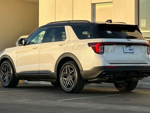 New 2026 Ford Explorer ST w/ Sun And Sound Package image 5