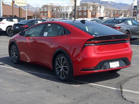 New 2026 Toyota Prius XLE image 3