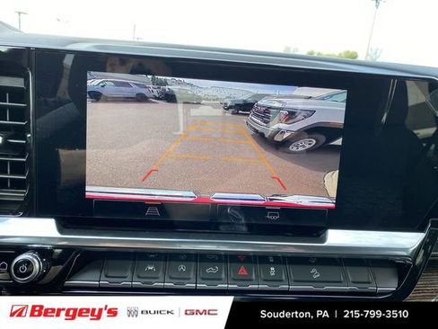 New 2026 GMC Sierra 1500 SLE image 17