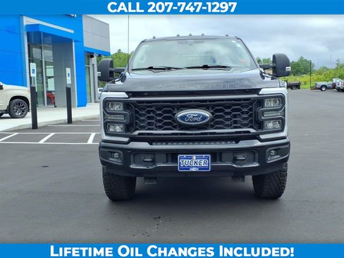 Used 2024 Ford F250 XL w/ STX Appearance Package AWD/4WD image 2