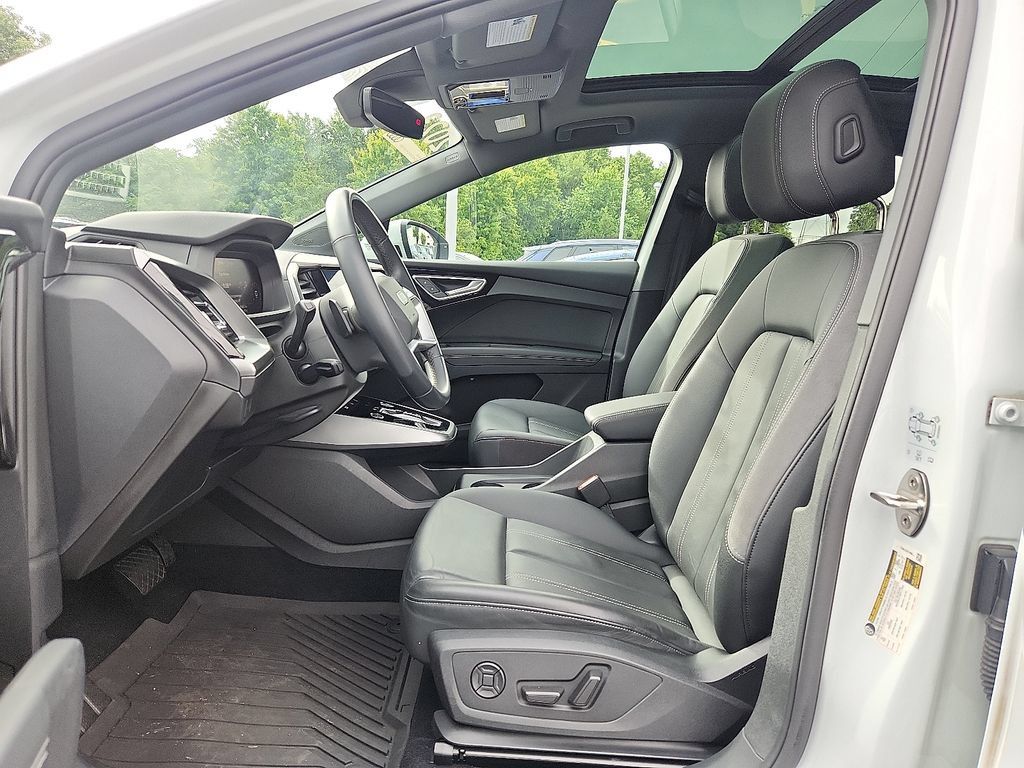 Used 2023 Audi Q4 e-tron Premium Plus w/ Premium Plus AWD/4WD image 18