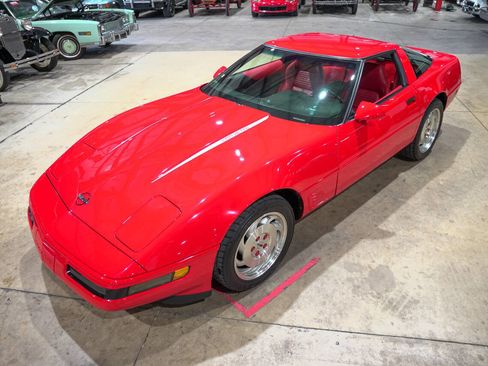 Used 1995 Chevrolet Corvette Coupe image 13