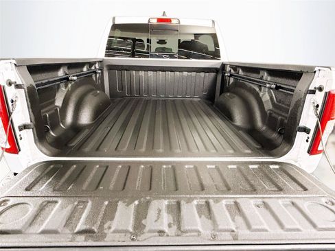Used 2023 RAM 1500 Big Horn AWD/4WD image 17