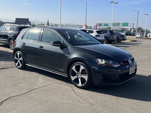 Used 2017 Volkswagen GTI Autobahn image 26