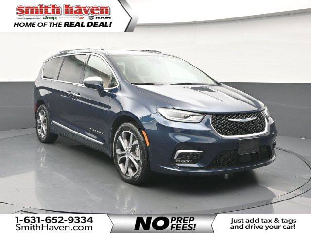 Certified 2021 Chrysler Pacifica Pinnacle AWD/4WD image 1