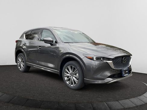 New 2025 MAZDA CX-5 Signature image 6