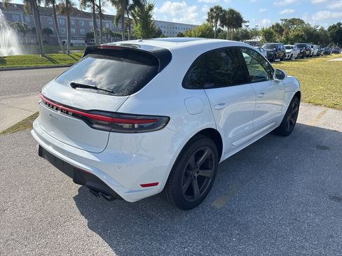 Used 2026 Porsche Macan AWD/4WD image 4