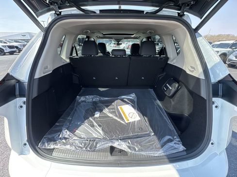 New 2026 Nissan Rogue SV AWD/4WD image 23