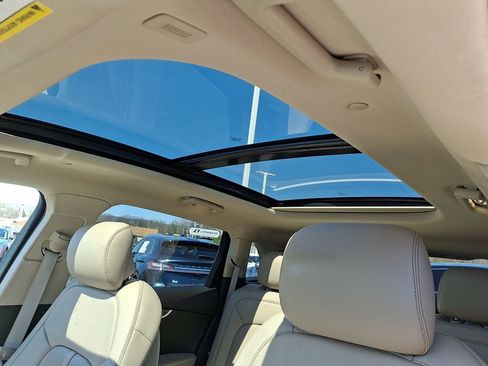 Used 2023 Lincoln Nautilus Reserve w/ Equipment Group 201A image 14