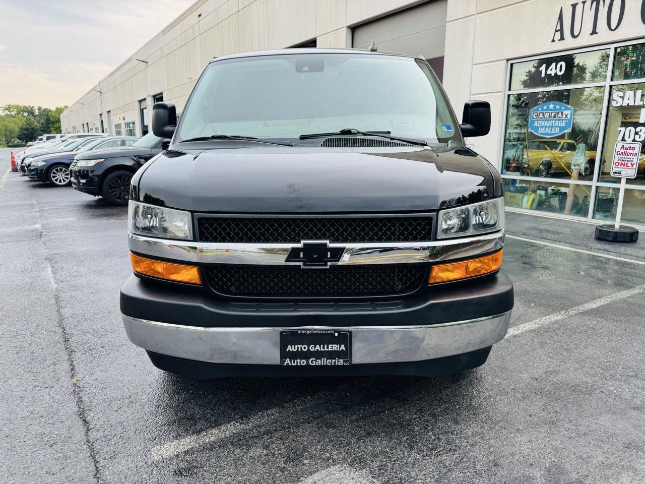 Used 2019 Chevrolet Express 2500 w/ Driver Convenience Package RWD image 3