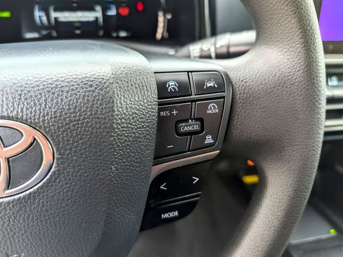Used 2026 Toyota Camry LE FWD image 16