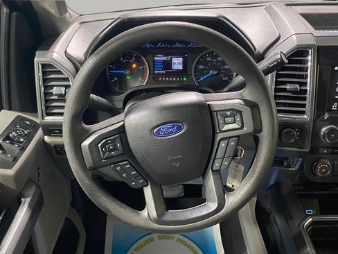 Used 2017 Ford F250 XLT w/ XLT Premium Package AWD/4WD image 11