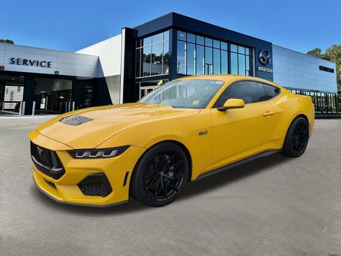 Used 2024 Ford Mustang GT RWD image 8