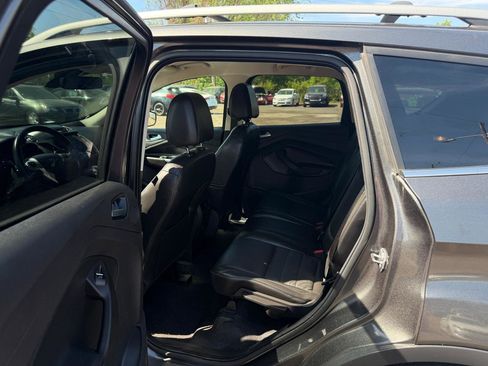 Used 2015 Ford Escape Titanium FWD image 12