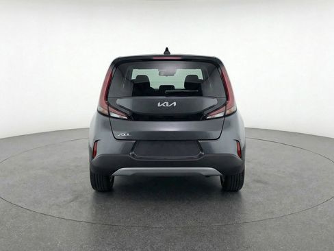 Used 2025 Kia Soul LX w/ LX Technology Package image 7