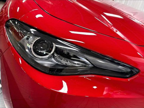 Used 2022 Alfa Romeo Giulia Sprint RWD image 14