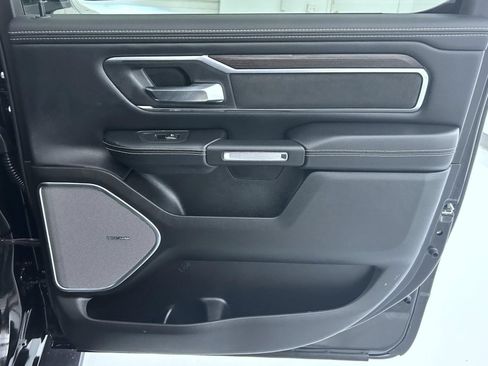 Certified 2025 RAM 1500 Laramie AWD/4WD image 17