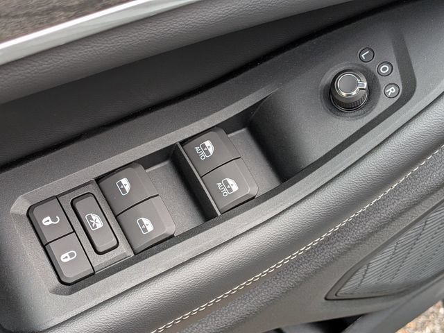 New 2026 Jeep Grand Cherokee Limited AWD/4WD image 23