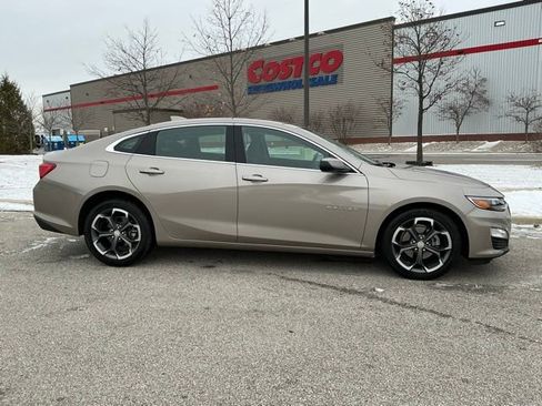 Used 2024 Chevrolet Malibu LT w/ LPO, Floor Liner Package image 8