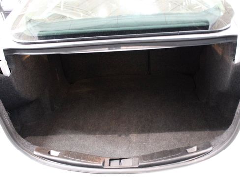 Used 2020 Ford Fusion SE w/ Equipment Group 151A FWD image 13