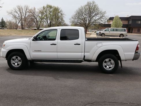 Used 2013 Toyota Tacoma 4x4 Double Cab w/ SR5 Pkg image 9