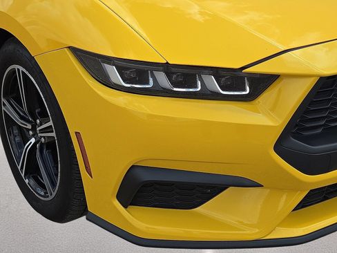 Used 2024 Ford Mustang Premium RWD image 9