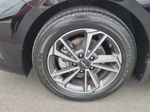 Used 2023 Kia Forte LXS image 26