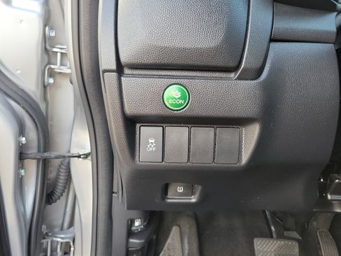 Used 2019 Honda Fit Sport image 10