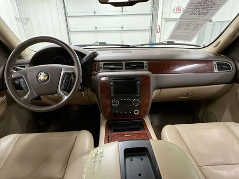 Used 2011 Chevrolet Suburban LTZ AWD/4WD image 10
