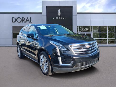 Used 2017 Cadillac XT5 Premium Luxury w/ LPO, Wheel Lock Package FWD image 1