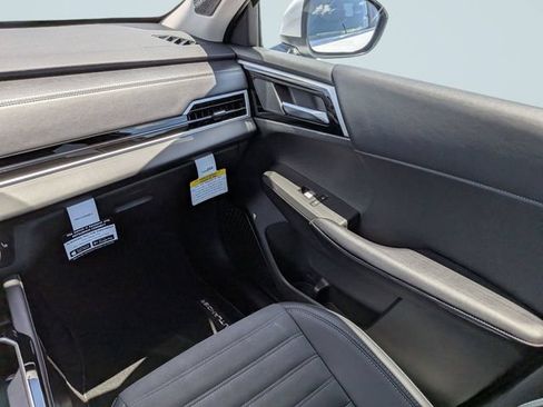 New 2026 Mitsubishi Outlander SE FWD image 16