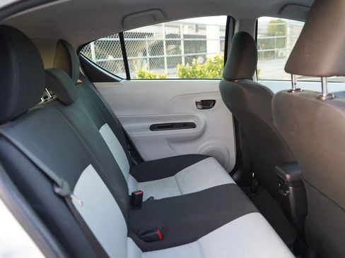 Used 2014 Toyota Prius C One FWD image 17