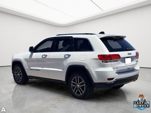 Used 2018 Jeep Grand Cherokee Limited AWD/4WD image 4