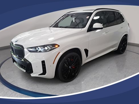 New 2026 BMW X5 sDrive40i w/ M Sport Package RWD image 1