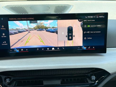 Used 2025 BMW 330i Sedan RWD image 33