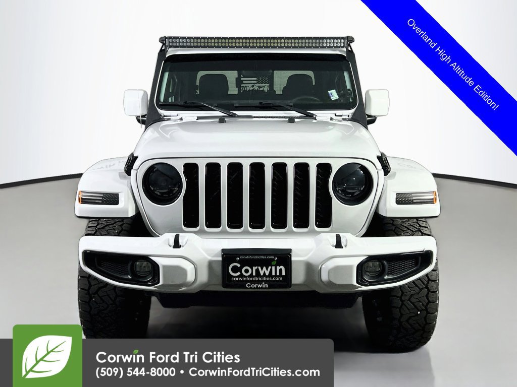 Used 2023 Jeep Gladiator Overland AWD/4WD image 3