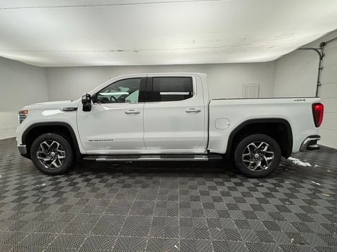 New 2026 GMC Sierra 1500 SLT w/ SLT Premium Package image 11