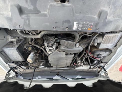 Used 2011 Chevrolet Silverado 1500 LT AWD/4WD image 19