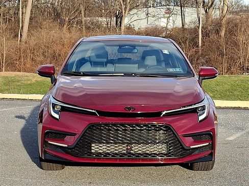 New 2026 Toyota Corolla SE image 2