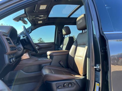 Used 2021 Chevrolet Tahoe High Country w/ Premium Package image 10