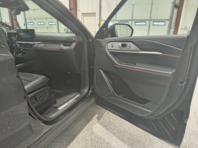 Certified 2025 Ford Explorer ST-Line w/ Premium Package AWD/4WD image 23