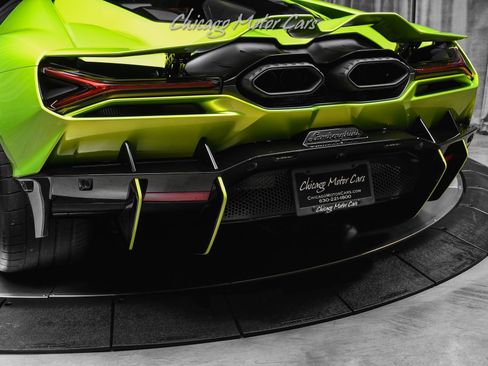 Used 2025 Lamborghini Revuelto AWD/4WD image 33