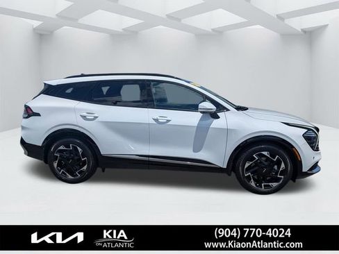 Used 2025 Kia Sportage SX FWD image 2