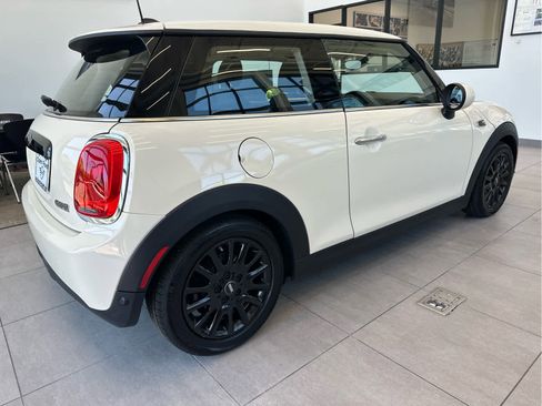 Used 2018 MINI Cooper 2-Door Hardtop FWD image 3
