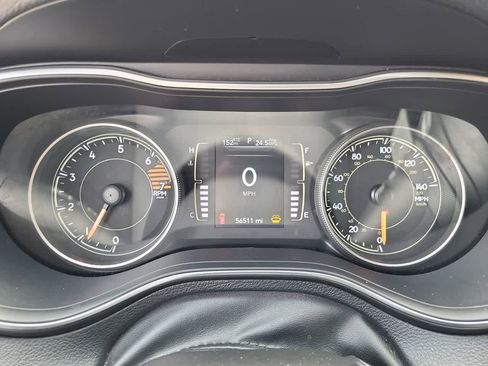Used 2020 Jeep Cherokee Latitude FWD image 26