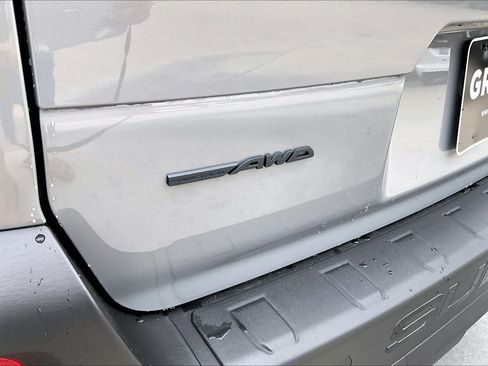 Used 2026 Subaru Outback Limited AWD/4WD image 10