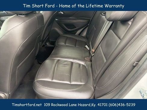 Used 2019 Buick Encore Essence image 13